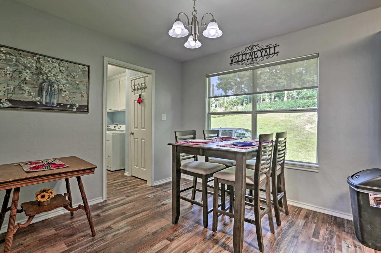 Vila Relaxing Texas Getaway, 1 Mile To Boat Ramp! Jefferson Exteriér fotografie